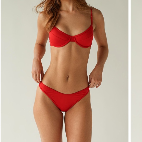 Dippin' Daisy's Other - Dippin' Daisy's Red Underwire Bikini Set Top
